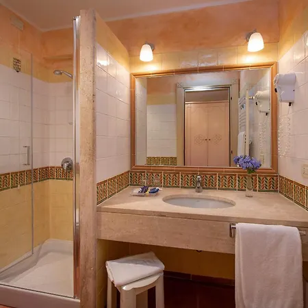 Lantana 1bed Pool & Balcony